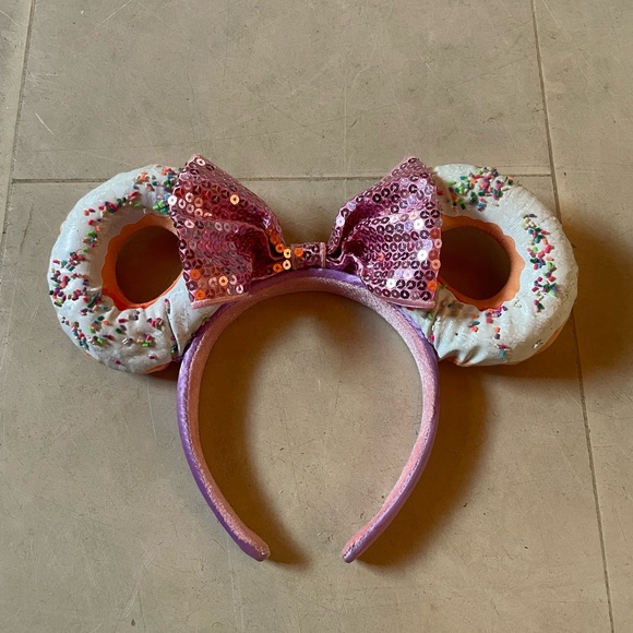 Disney Accessories - Disney Parks Snack Pink Bow White Sprinkles Donut Minnie Ears Headband Retired